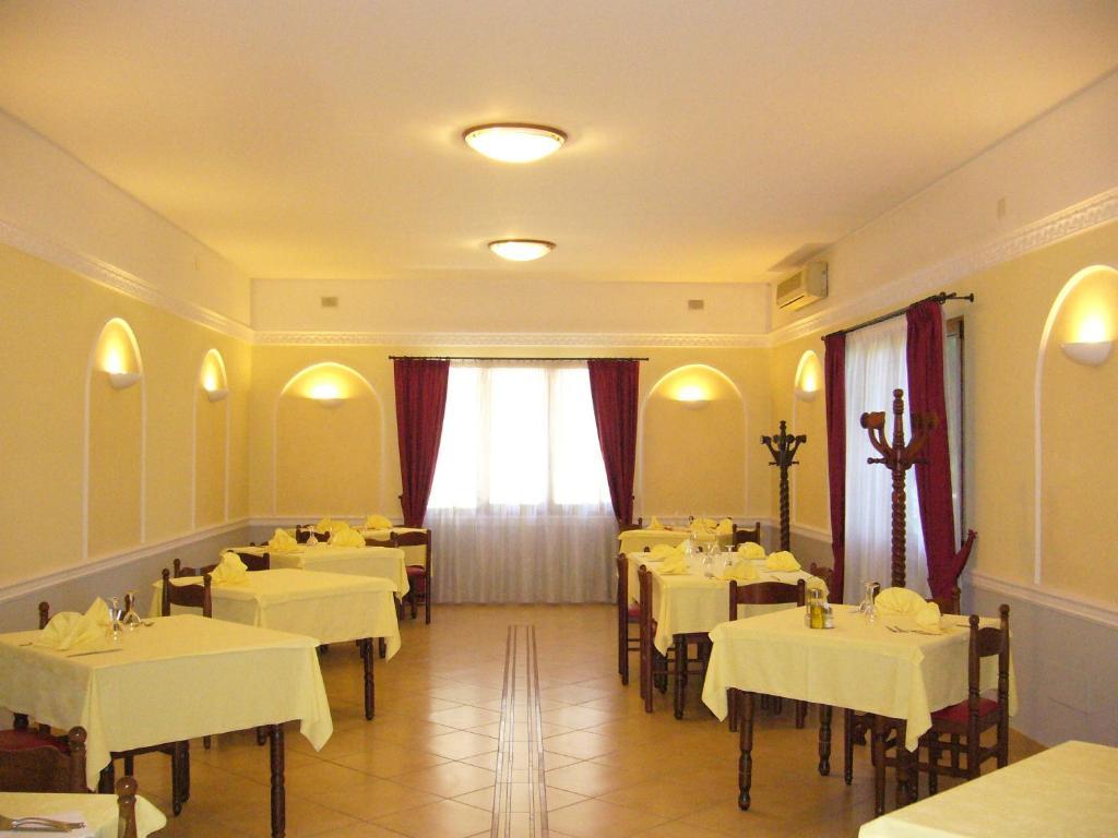 Locanda Zabotto Campagna Lupia Exterior foto